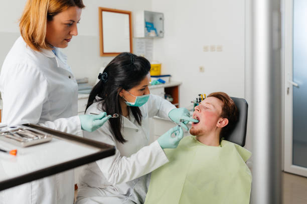 Best Cracked Tooth Emergency Dentist  in Cabool, MO